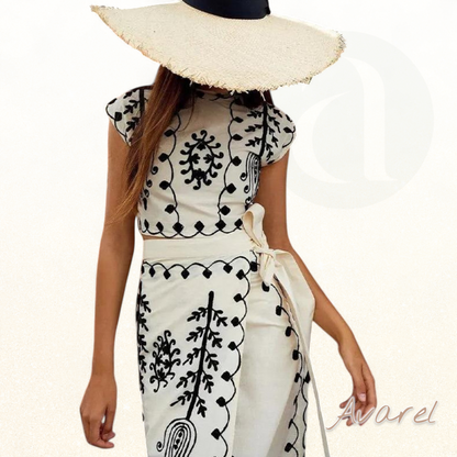 Luxuriöses und erfrischendes Sommer-Set mit einzigartigen Druckstickereien und eigenständigem Design