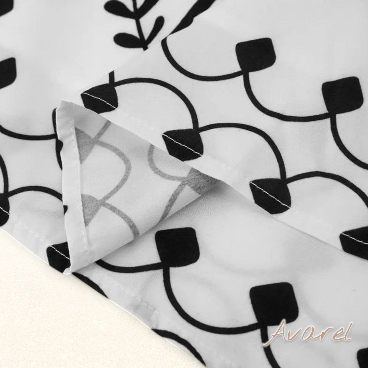 Luxuriöses und erfrischendes Sommer-Set mit einzigartigen Druckstickereien und eigenständigem Design