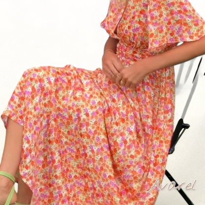 Sandra™ | Elegantes, leichtes Sommer-Maxikleid mit V-Ausschnitt und lebendigen Blumenakzenten