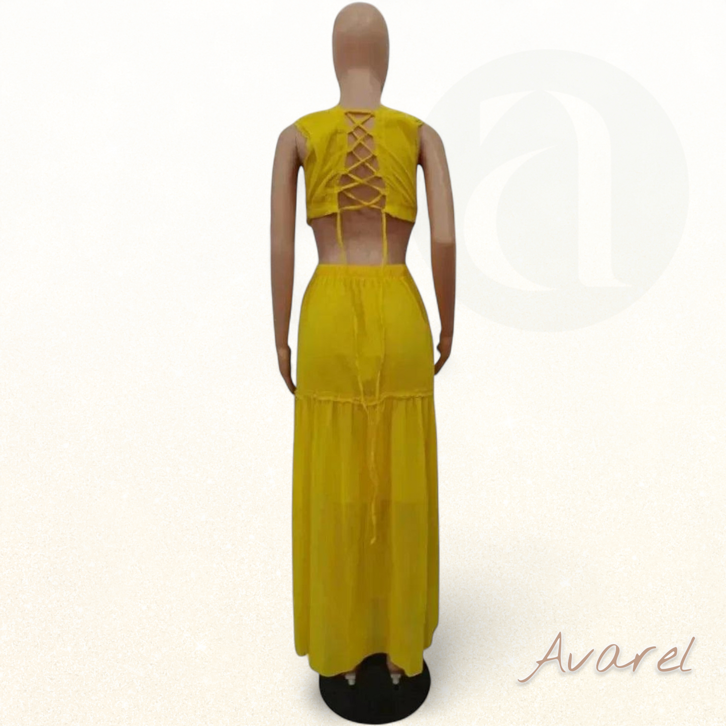 Schickes und elegantes Kleid mit stilvollem V-Ausschnitt für einen verführerischen Look