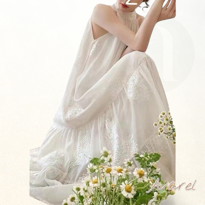 Stilvolles schwarzes Baumwollkleid mit einzigartigen Schulterseiten – Perfekt für einen eleganten Sommerlook