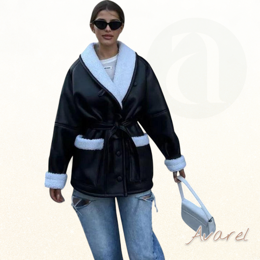 Johanna | Elegants set mit coole Gürtel für en perfekte Look