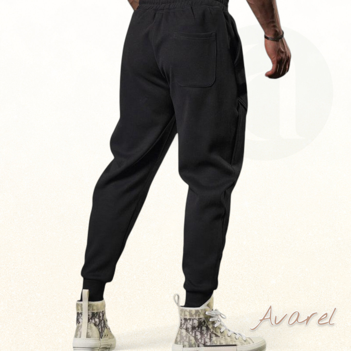 Stylisch Weekend Performance Jogger für Komfort und Bewegigsfreiheid