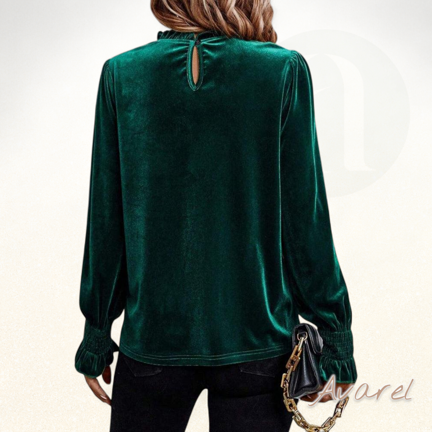 Elegants langärmligs Samt-Top mit stilvolle Gerüsch-Design