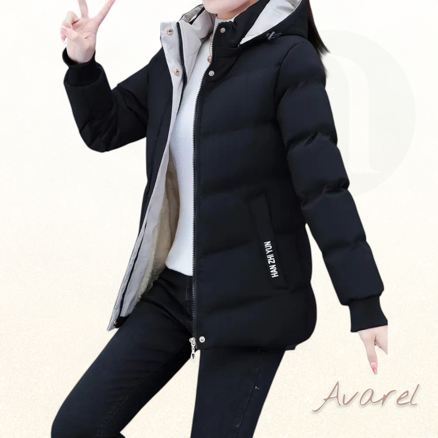 Bequemi warmi Übergangsjacke mit Kapuze im klassischem einfarbige Design