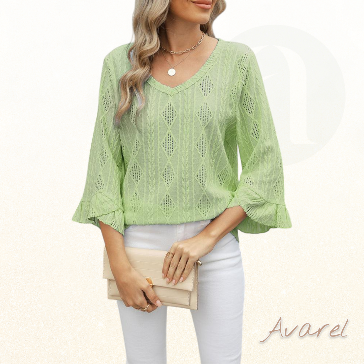 Stilvolls Oberteil mit Rautenkaromuster, elegante Hoaldetails und trendy Trompetenärmel