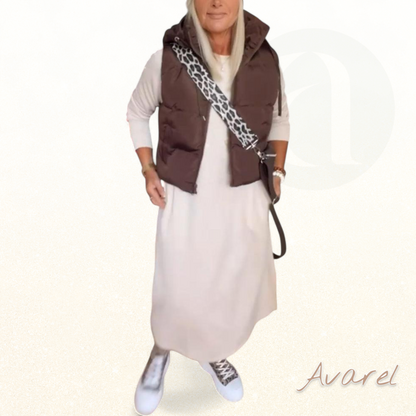 Stilvolle eifarbige Westemantel mit bequemere Kapuuz