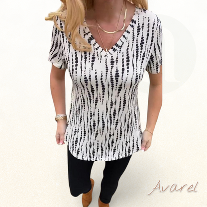 Stylisch Kürzarm-T-Shirt mit V-Ausschnitt und spektakulärem Druck