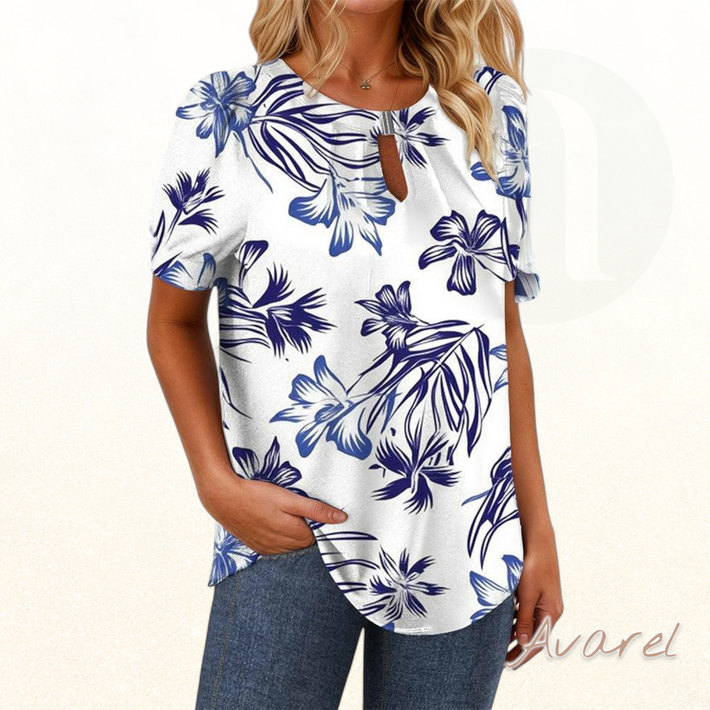 Stylischs Rundhals-T-Shirt mit Blumenmönster, gestrickt für en besondere Look