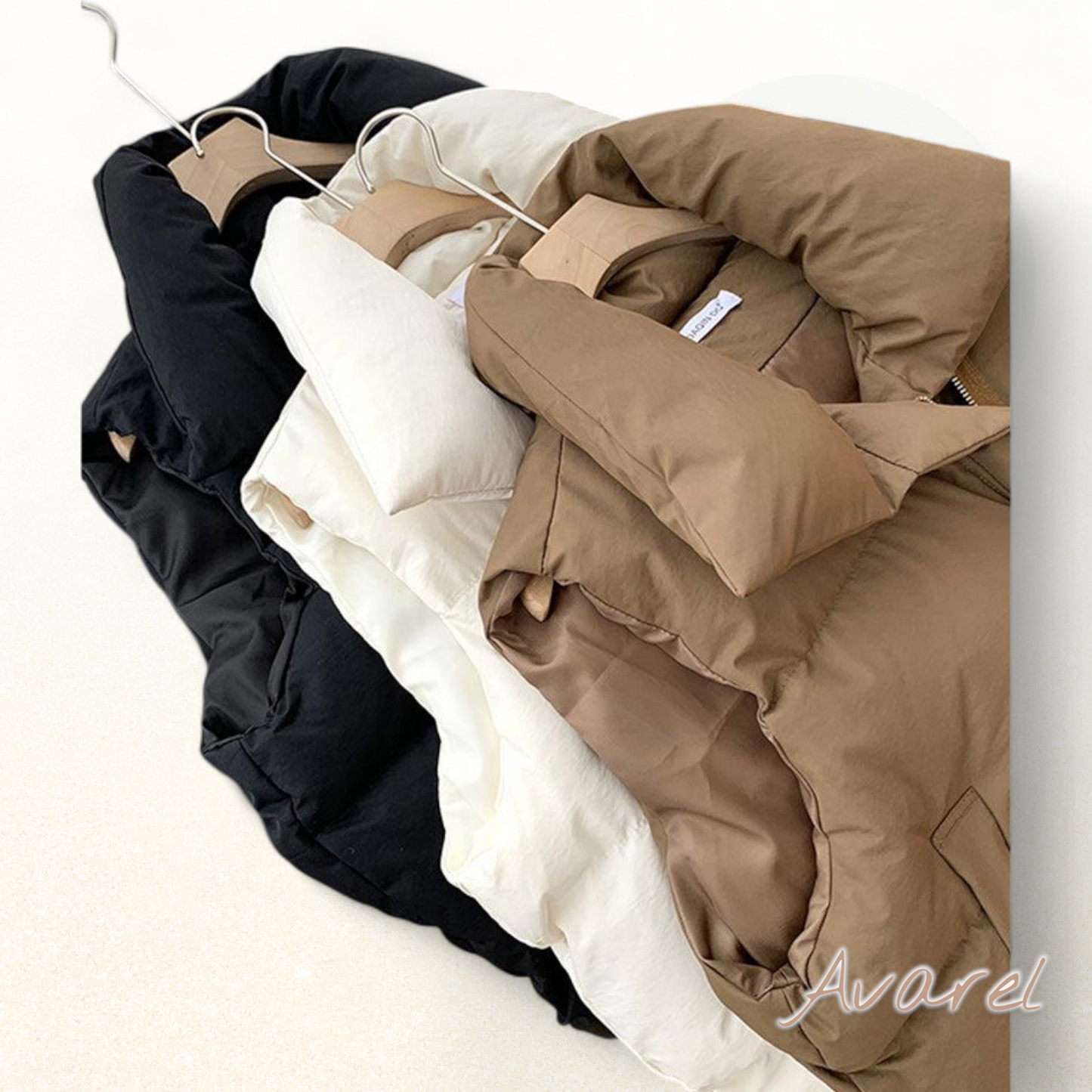 Vieliwiiti-einfaargige ärmellosi Steppjacke mit praktischem Reissverschlusstäschli