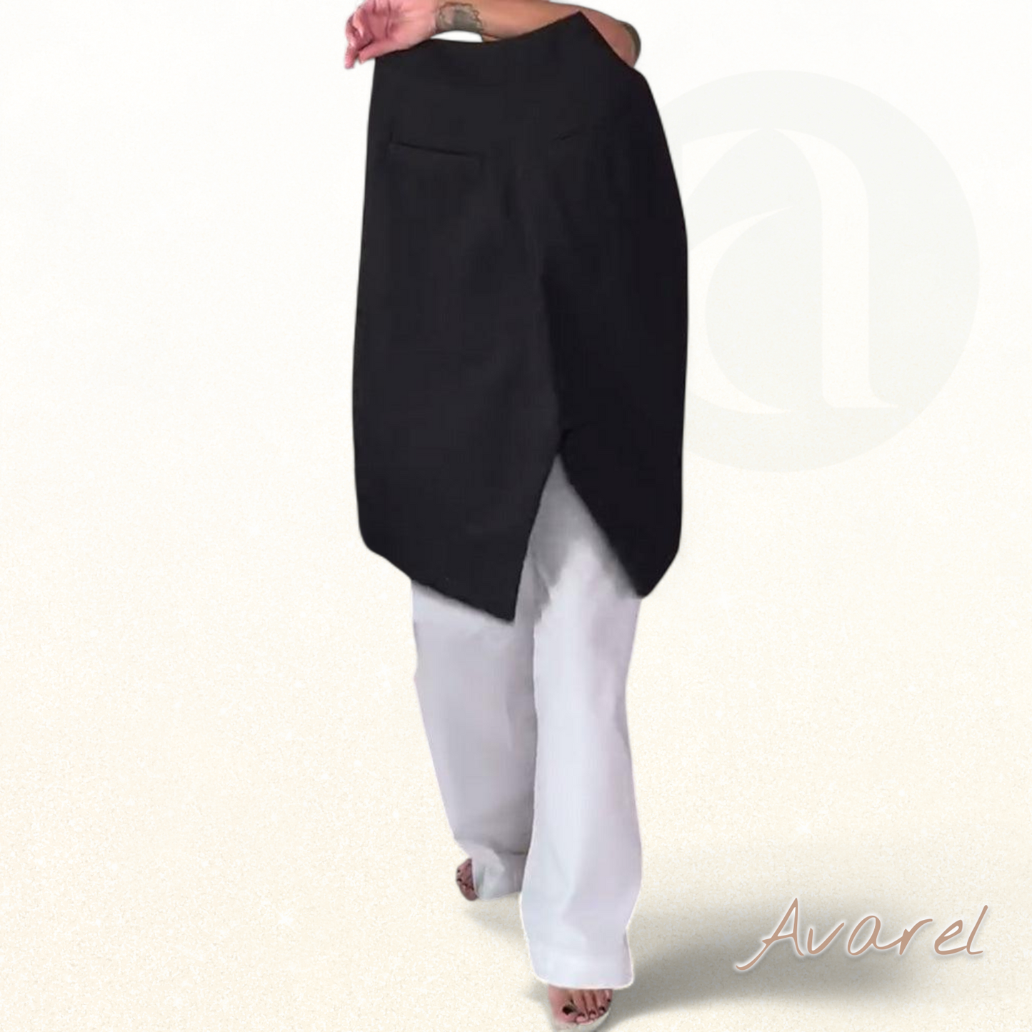 Stylisch(e) einfarbigi asymmetrisch Freizeithos für en lässige Look