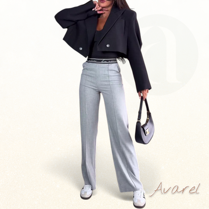 Bequemi gerade Hose in Uni-Farb mit praktische Reißverschlusstasche