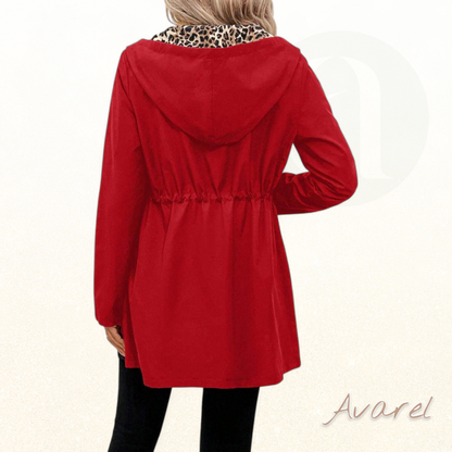 Vielseitige Kapuzenmantel mit umkehrbarem Leopardemuster für stilvollen Komfort