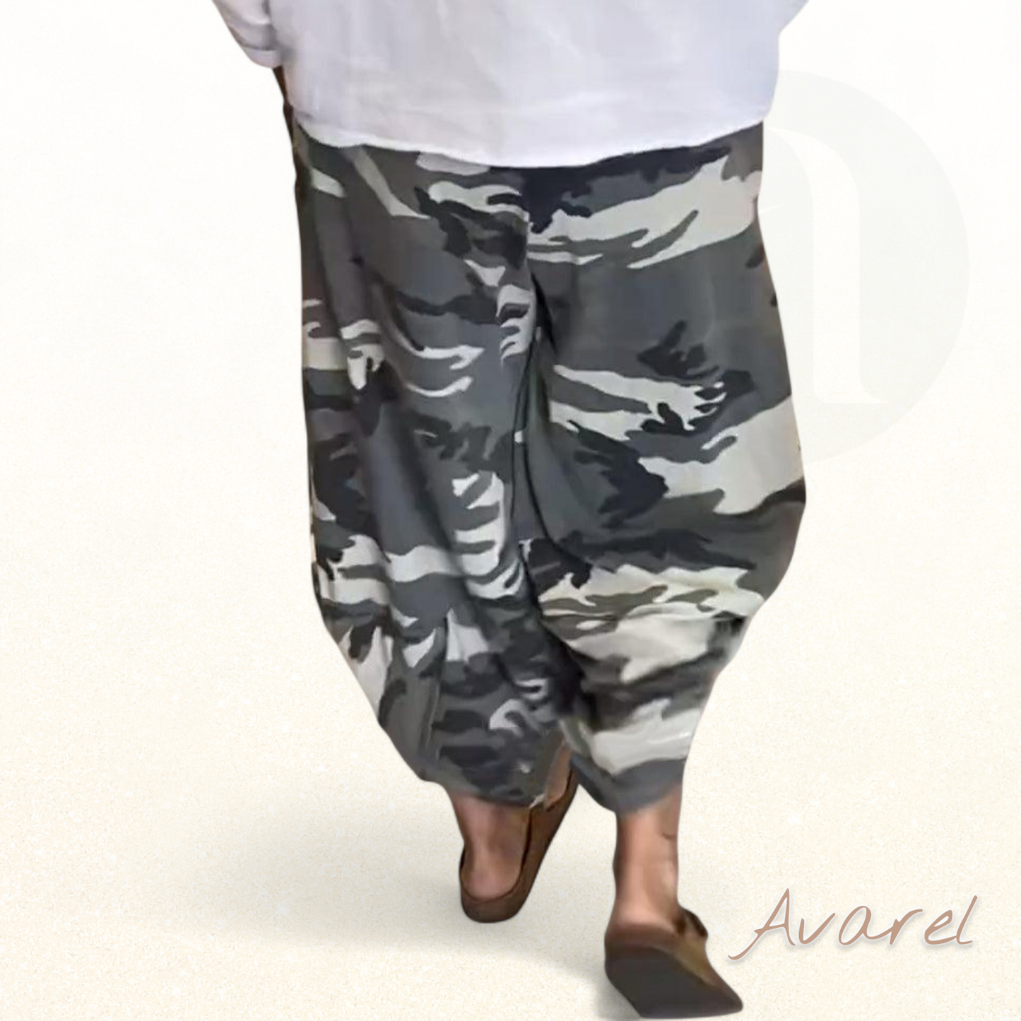 bequem Hose mit trendy Camouflage-Print und praktisch Tasche